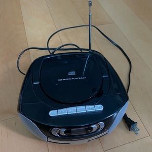 CompactDisk CD Player / Radio